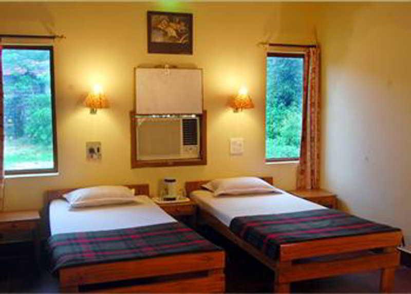 Mogli Resort Kanha Kānha Exterior foto