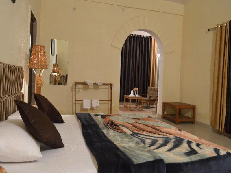 Mogli Resort Kanha Kānha Exterior foto