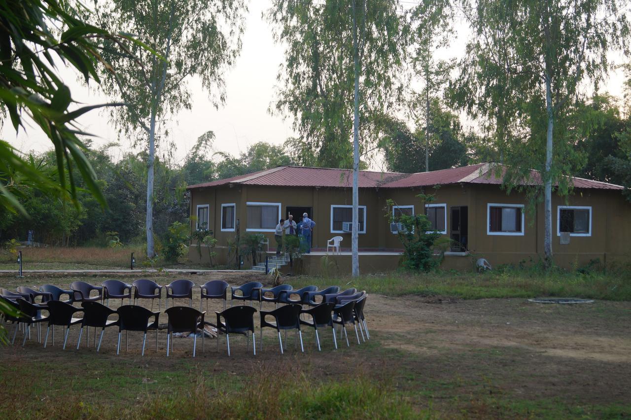 Mogli Resort Kanha Kānha Exterior foto