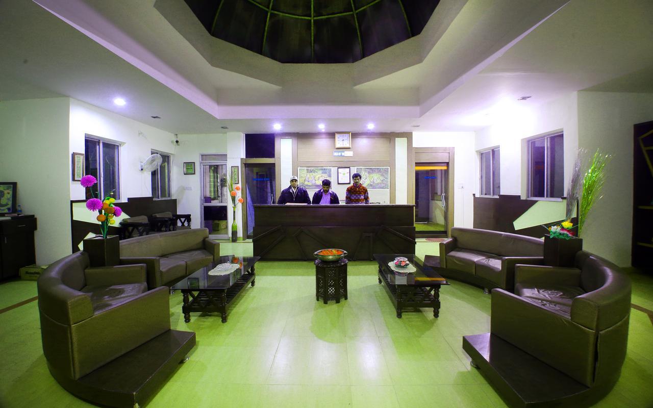 Mogli Resort Kanha Kānha Exterior foto