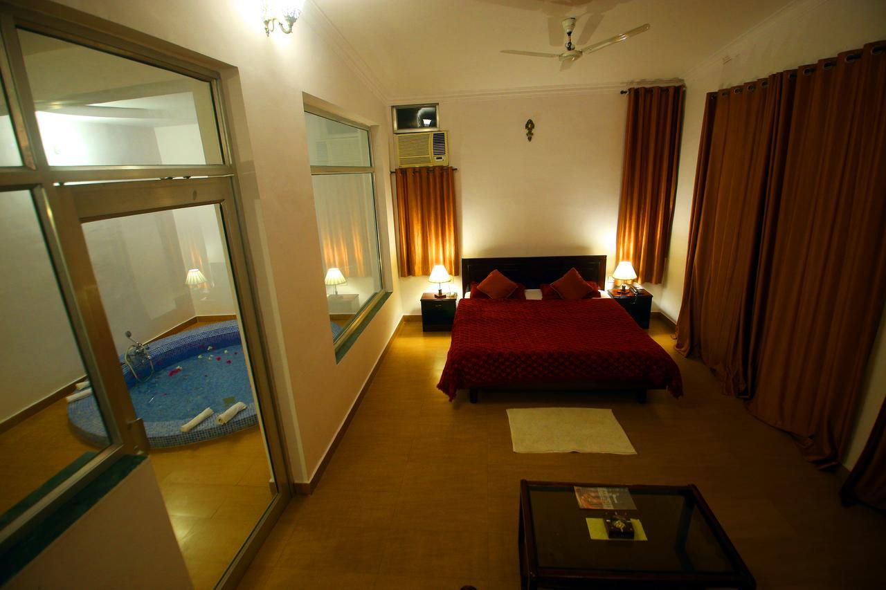 Mogli Resort Kanha Kānha Exterior foto